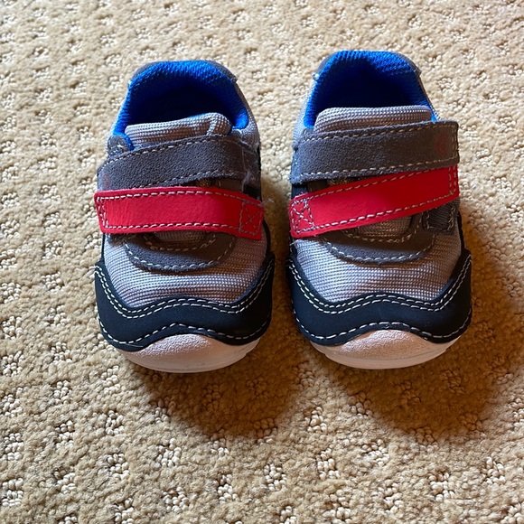Stride Rite Sneakers - Picture 1 of 3